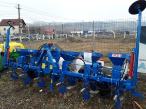 SEMĂNĂTOARE SPC 4 FS CU FERTILIZARE